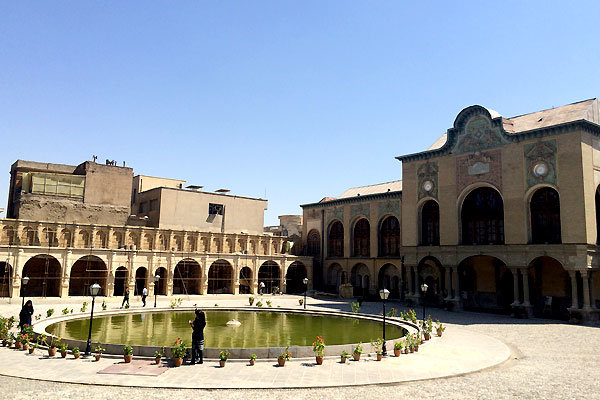 فعالان حوزه میراث فرهنگی تقدیر شدند فعالان حوزه میراث فرهنگی تقدیر شدند