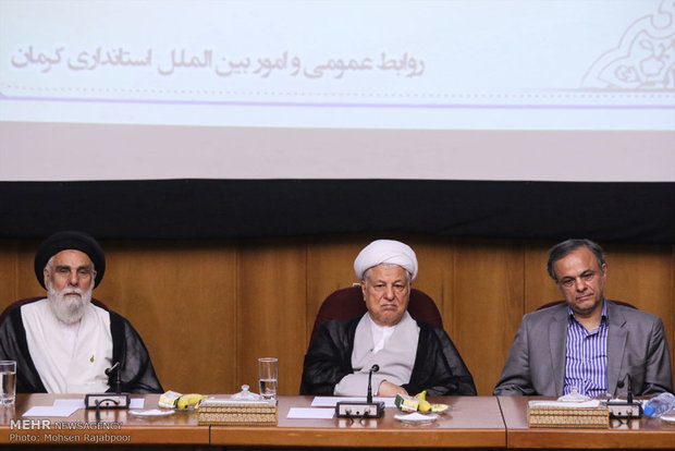 سفر آیت الله علی اکبر هاشمی رفسنجانی رئیس مجمع تشخیص مصلحت نظام به کرمان 