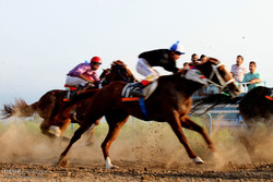 مسابقات کورس اسب دوانی پاییزه در اسلام آبادغرب برگزار می‌شود