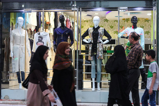 غربت حجاب در بازار بیرجند