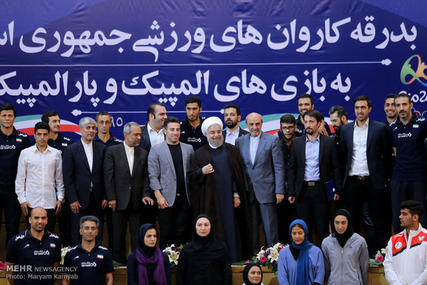 Rouhani meets Iran’s Olympics convoy 