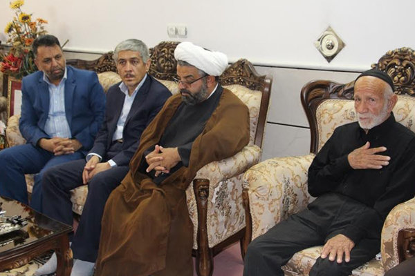 شهدا حیات مادی و معنوی ما را تامین کرده اند