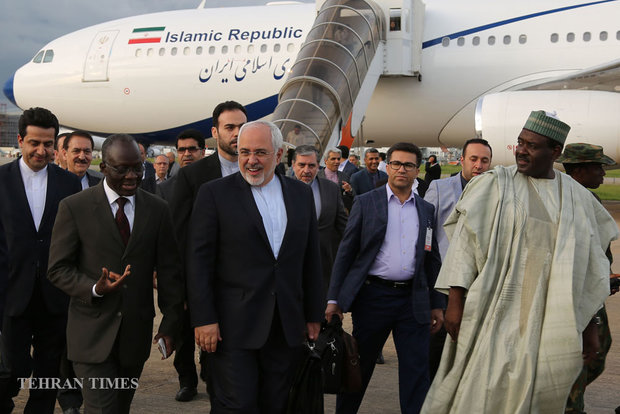 Zarif meets Nigerian president