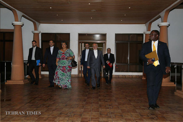 Zarif arrives in Ghana on his West Africa tour