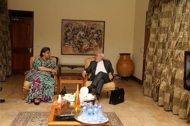 Zarif arrives in Ghana on his West Africa tour