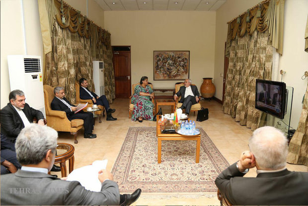 Zarif arrives in Ghana on his West Africa tour