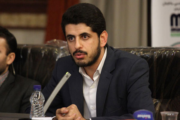 جزیرهای عمل کردن مانع اصلی تولید آثار فاخر و غنی هنری