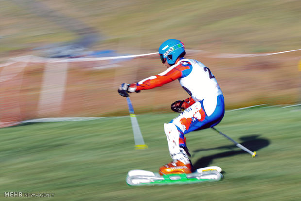 Iranian grass skier wins bronze in European cup