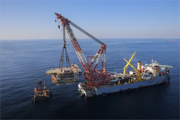 Fars Körfezi’nde yeni bir doğalgaz platformu faaliyete geçti Fars Körfezi’nde yeni bir doğalgaz platformu faaliyete geçti