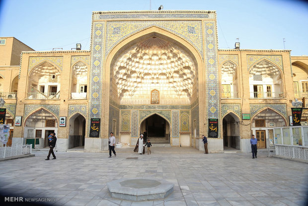 بازدیدی نوروزی از مدرسه فیضیه/حجره‌هایی که بوی امام می‌دهند