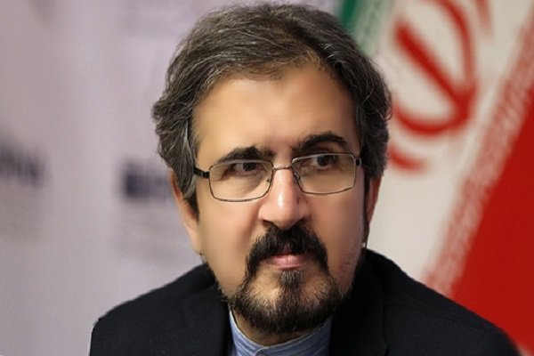 الخارجية الإيرانية: الأولى للادارة الأمريكية النظر في حالات "الخرق الصارخ " لحقوق المسلمين