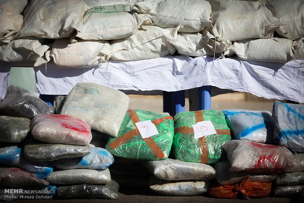 Police seize over 1.4 tons of narcotics in Iran's Saravan