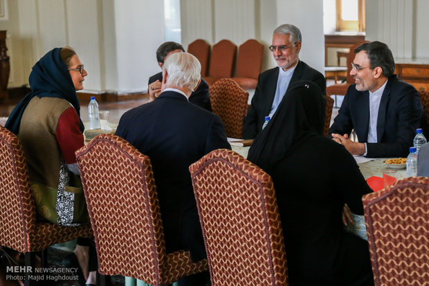 گفتگو و دیدار دی میستورا نماینده دبیر کل سازمان ملل با حسین جابر انصاری معاون وزیر امور خارجه