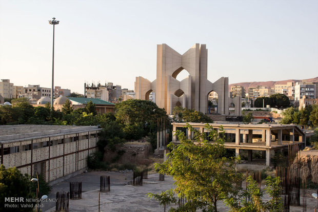 بهسازی و گسترش مقبره الشعرای تبریز‎