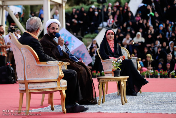 جشن ریحانه به مناسبت روز دختر