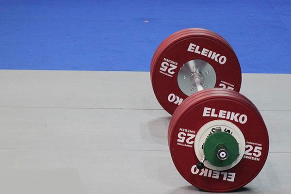 اولین حضوربانوان وزنه بردار مرکزی درمسابقات قهرمانی کشور رقم خورد