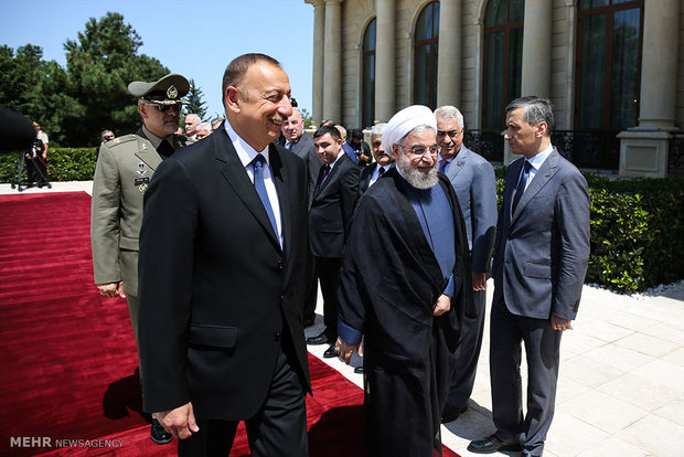 Aliyev welcomes Rouhani in Baku