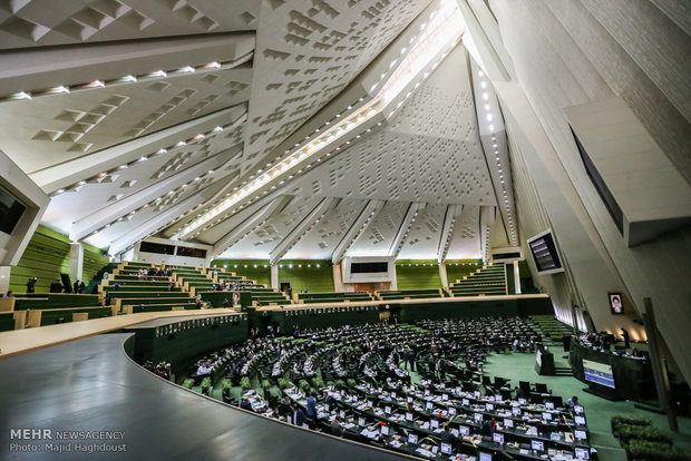 İran Meclisi'nden IKBY referandumuna ilişkin kapalı oturum İran Meclisi'nden IKBY referandumuna ilişkin kapalı oturum