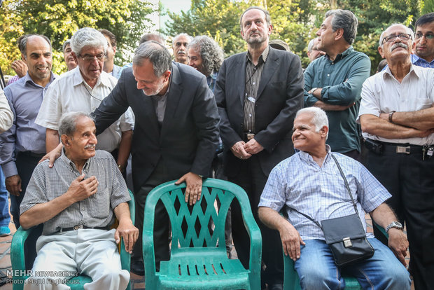 گردهمایی بزرگ عکاسان مطبوعاتی