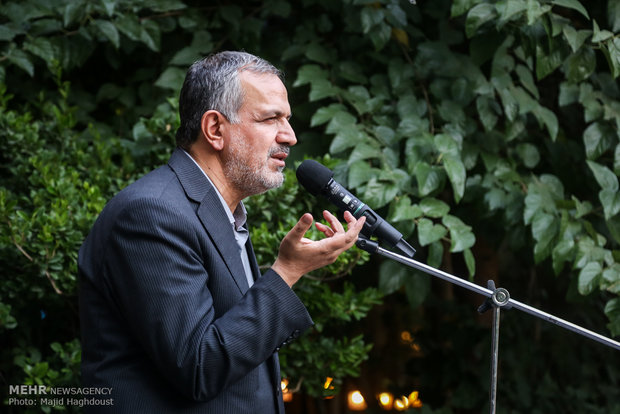 گردهمایی بزرگ عکاسان مطبوعاتی
