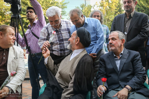 گردهمایی بزرگ عکاسان مطبوعاتی