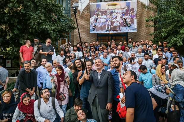 گردهمایی بزرگ عکاسان مطبوعاتی