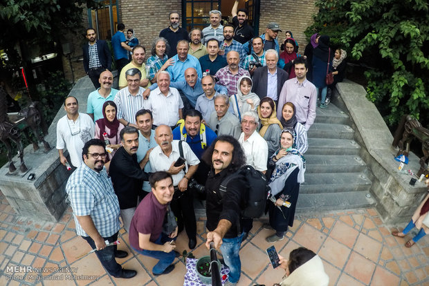 گردهمایی بزرگ عکاسان مطبوعاتی