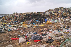 تولید روزانه ۲۵ تن زباله در سلسله/ محیط‌زیست علیه متخلفان طرح دعوی کند