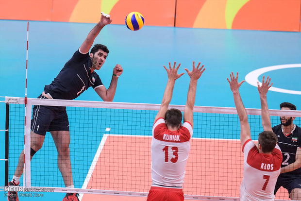 دیدار تیم های والیبال ایران و لهستان - المپیک 2016 ریو