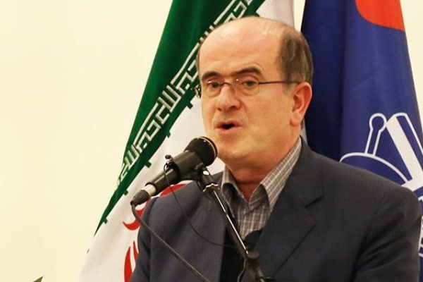 واردات چای خیانت به بهره برداران است