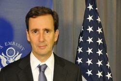 مقام سابق آمریکا: تنگه هرمز بسته خواهد ماند تا ایران به خواسته‌اش برسد