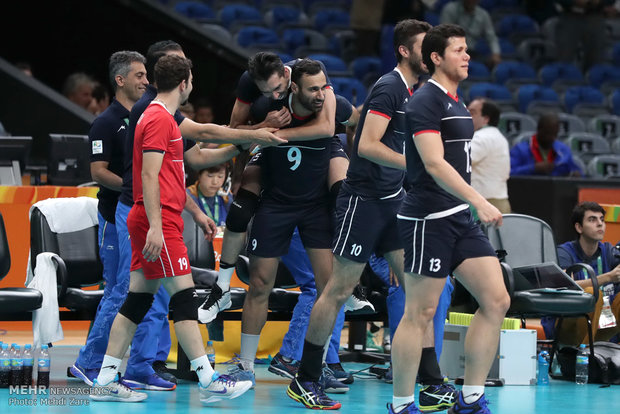 دیدار تیم های والیبال ایران و کوبا