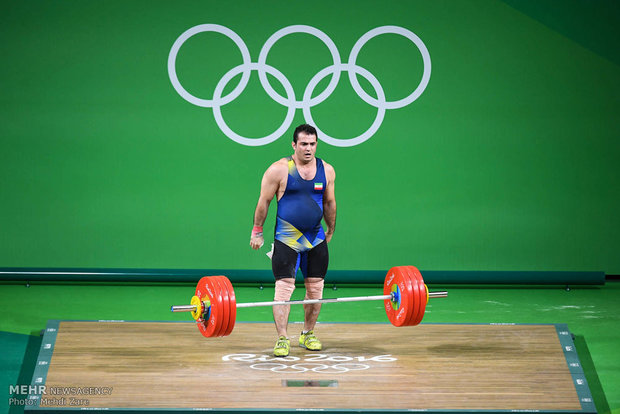Iranian weightlifter wins men's 94kg