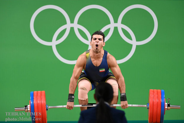 Sohrab Moradi wins gold at Olympics weightlifting