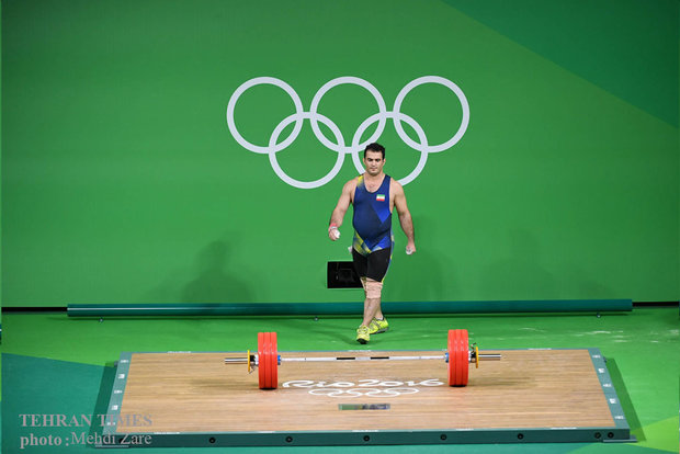 Sohrab Moradi wins gold at Olympics weightlifting