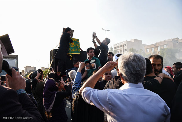 حضور کاروان خادمان رضوی در تهران
