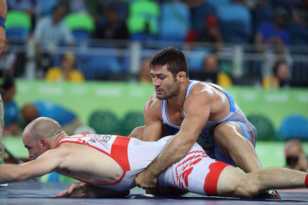 Medal hopefuls defeated in Greco-Roman