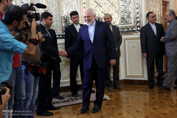 Zarif receives Norwegian counterpart in Tehran