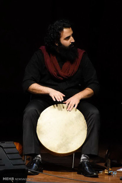 'Orouj' group perform in Tehran