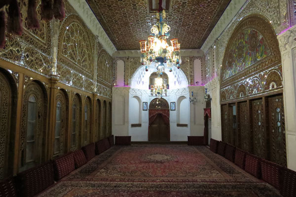 حسینیه امینیها نگین هنر معماری ایرانی در قزوین