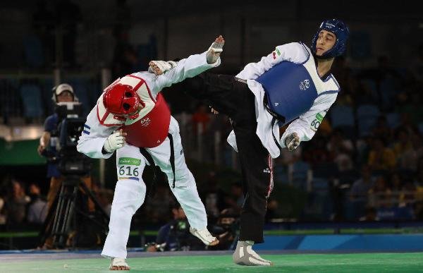 Iranian taekwondoka bitterly misses Olympic medals