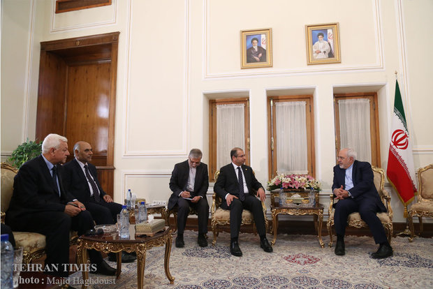 Zarif meets Iraqi Parliament Speaker 