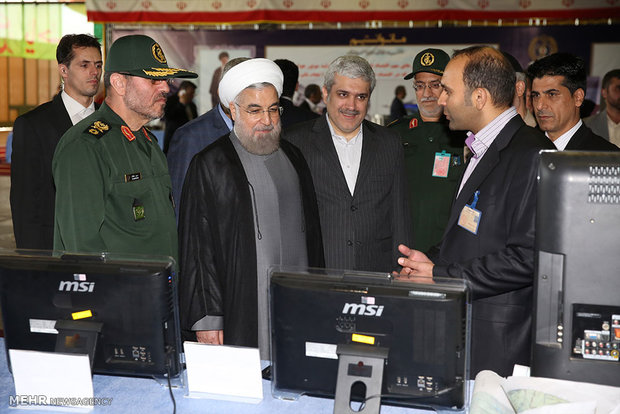 Rouhani pays visit to AIO of Defense Ministry