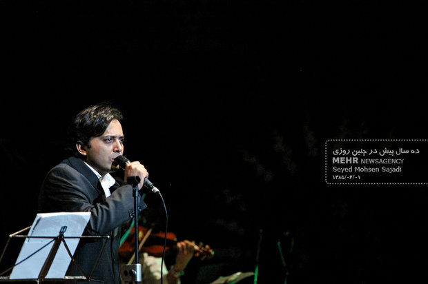 اجرای برنامه توسط مجید اخشابی در مراسم بزرگداشت روز پزشك 