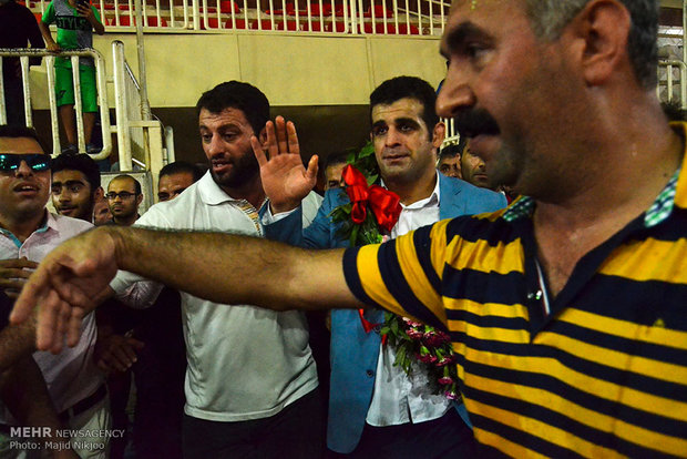  استقبال مردمی از قاسم رضایی دارنده مدال برنز مسابقات المپیک