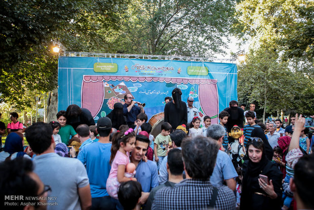  Mobarak puppet theatre festival 