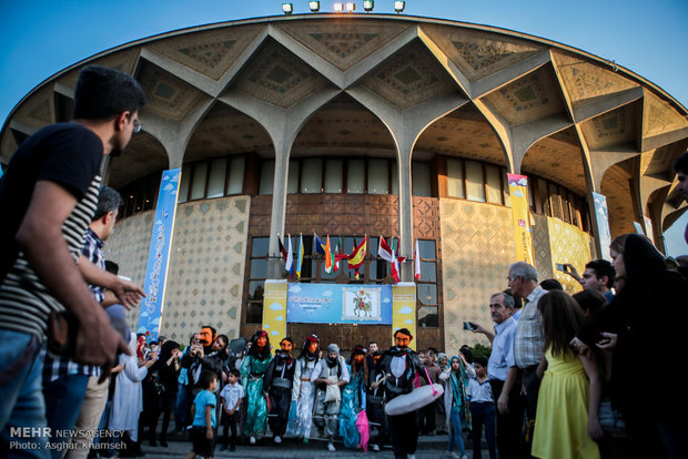 شانزدهمین جشنواره بین المللی عروسکی تهران