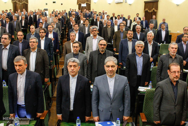 سفر علی طیب نیا وزیر اقتصاد و دارایی به تبریز