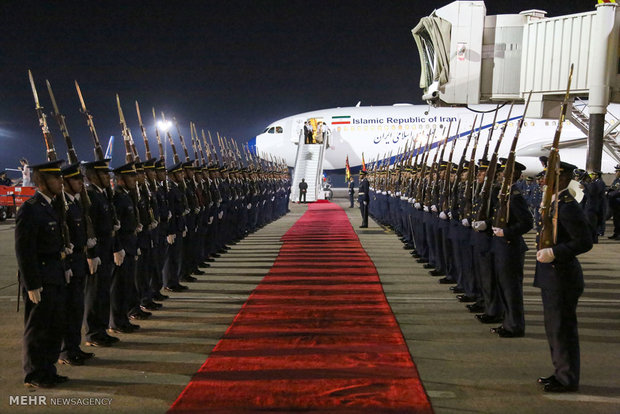 Iranian Foreign Minister Mohammad Javad Zarif who is heading a 120 member delegation of businessmen and economy and politics officials landed in the biggest city of Bolivia, Santa Cruz de la Sierra, at the fifth leg of his 6-nation tour of Latin America.