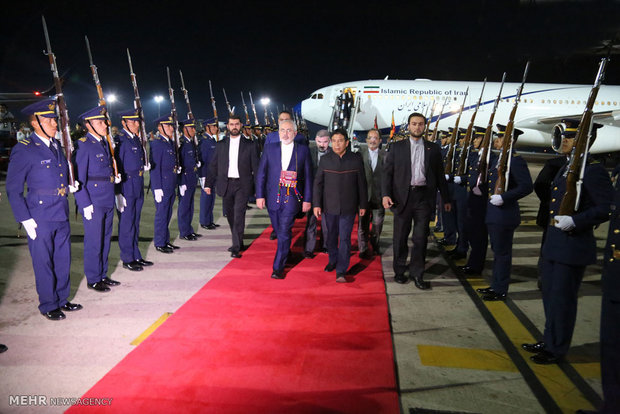 Iranian Foreign Minister Mohammad Javad Zarif who is heading a 120 member delegation of businessmen and economy and politics officials landed in the biggest city of Bolivia, Santa Cruz de la Sierra, at the fifth leg of his 6-nation tour of Latin America.